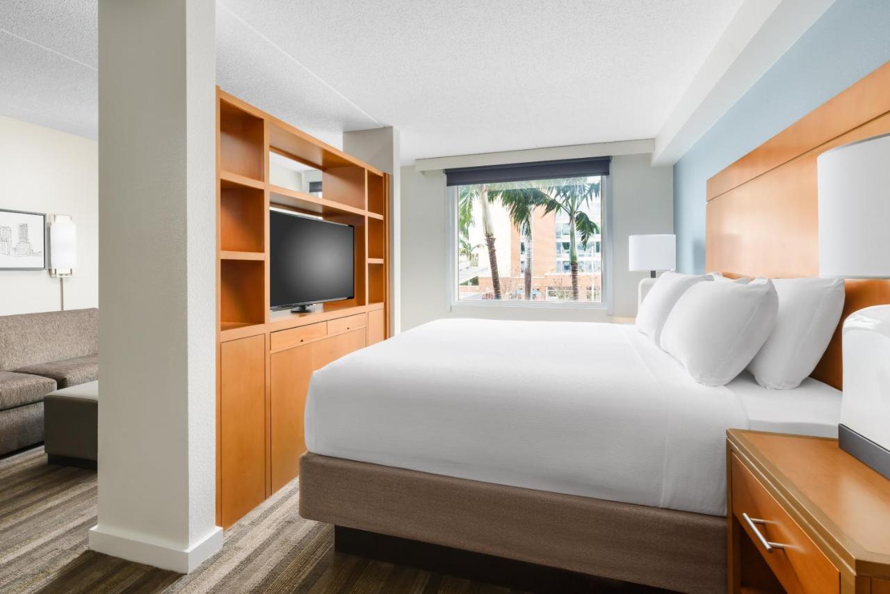Hyatt House Fort Lauderdale Airport/Cruise Port Dania Beach Eksteriør billede