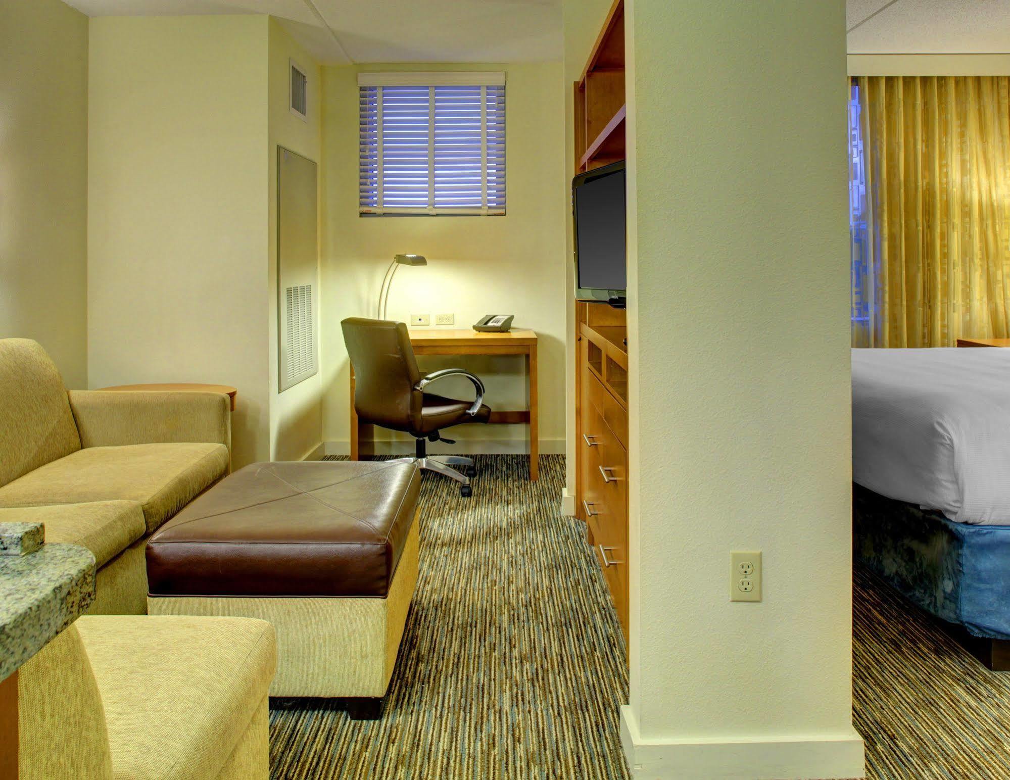Hyatt House Fort Lauderdale Airport/Cruise Port Dania Beach Eksteriør billede