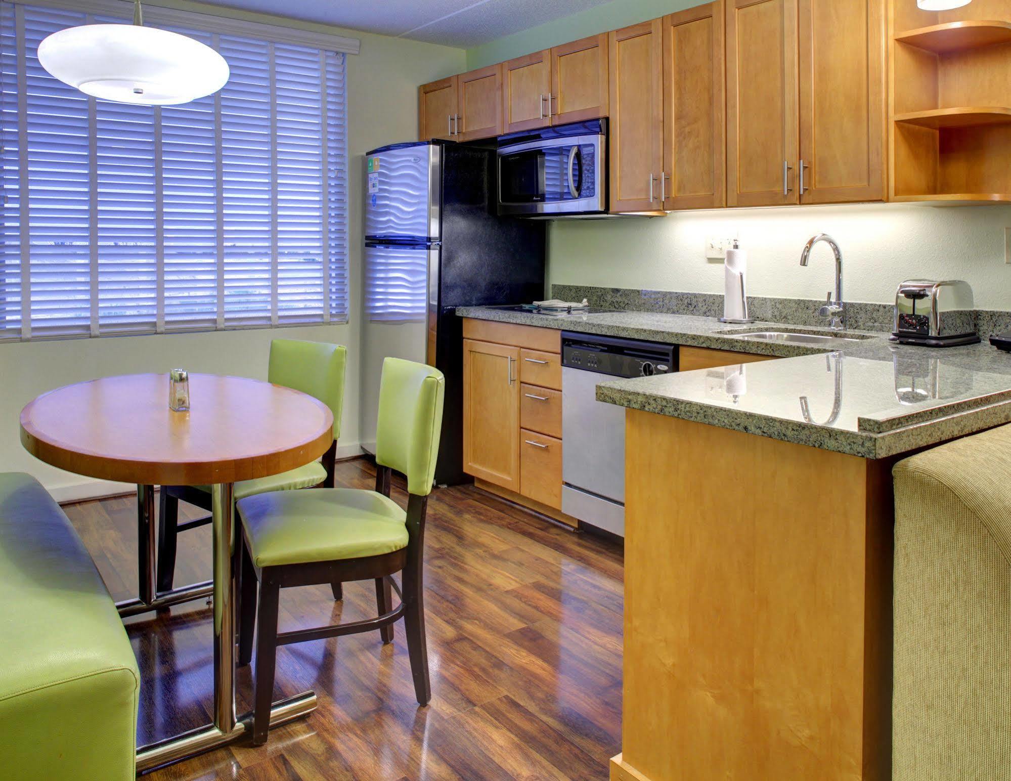 Hyatt House Fort Lauderdale Airport/Cruise Port Dania Beach Eksteriør billede